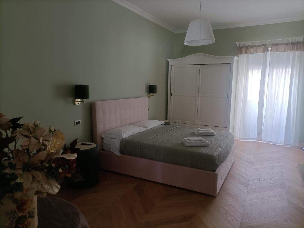 La Luna Piena In Centro Apartment